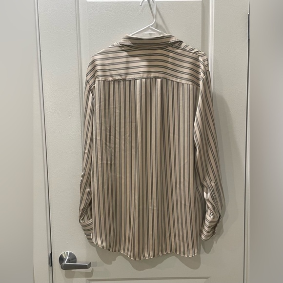 H&M Ladies Striped Button Down Blouse - Picture 2 of 3